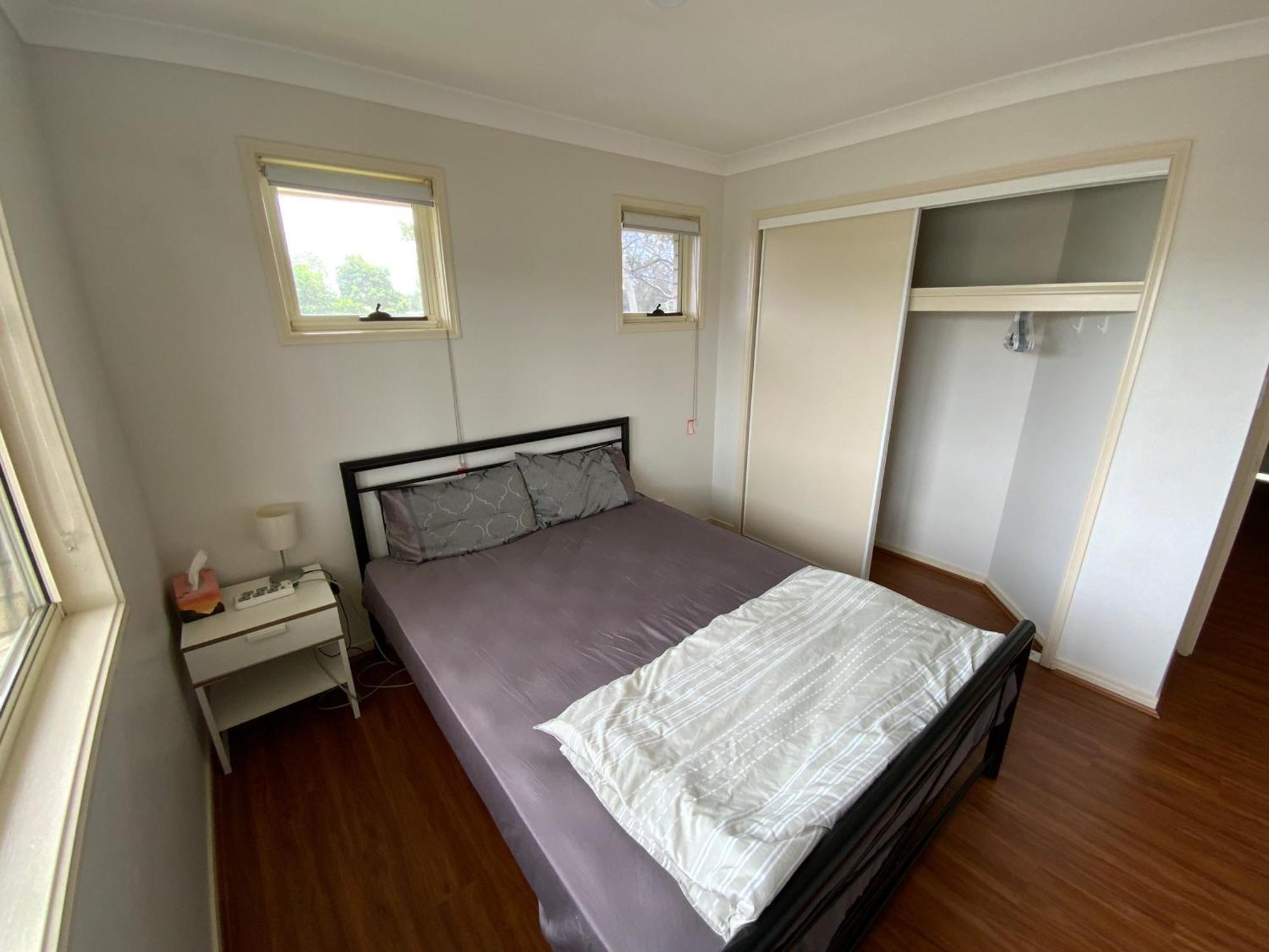 Apartamento Shared House With Other Guests Near Shopping Center And Theme Parks Gold Coast Habitación foto